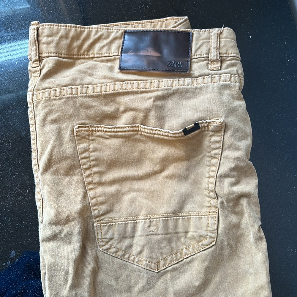 Zara Mens Khaki Pants - Picture 2 of 4